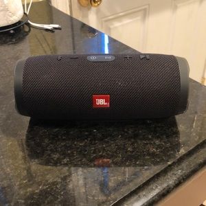 JBL CHARGE 3